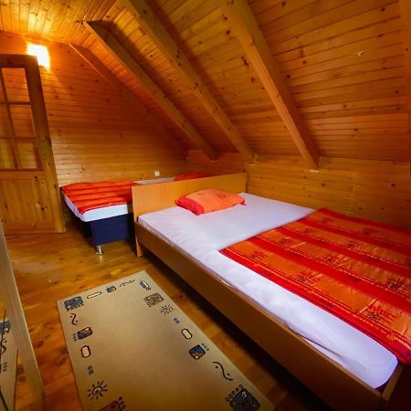 Kamp Kaludra Villa Мойковац Екстериор снимка